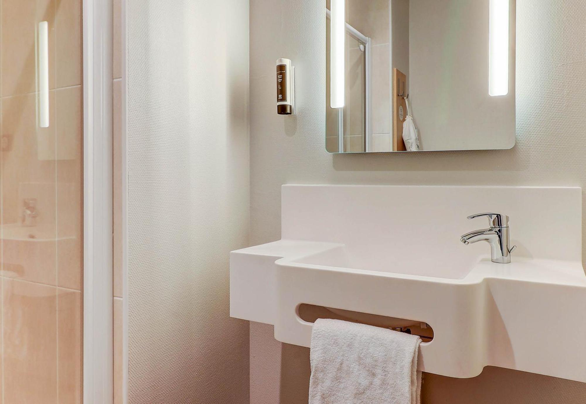 B&B Hotel Chaumont Chaumont  Zewnętrze zdjęcie